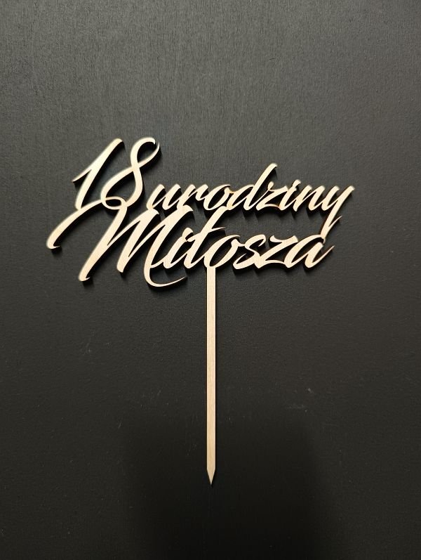 topper na tort urodzinowy 022